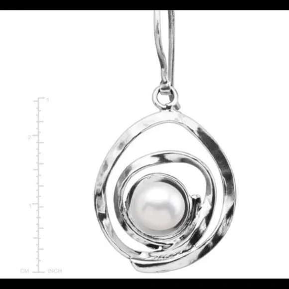 NEW Silpada Clean Sweep Earrings Sterling/Pearl - Picture 3 of 3